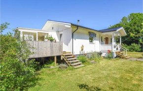 Beautiful home in Uddevalla with WiFi and 2 Bedrooms, Uddevalla